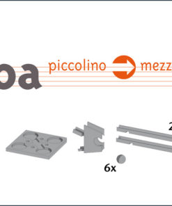 Elementy zestawu do budowy muzycznego kulodromu Piccolino > Mezzo – widoczne drewniane elementy do budowy toru dla kulek oraz dzwonki (sztabki dźwiękowe) i metalowe kulki – obok każdego elementu podana liczba
